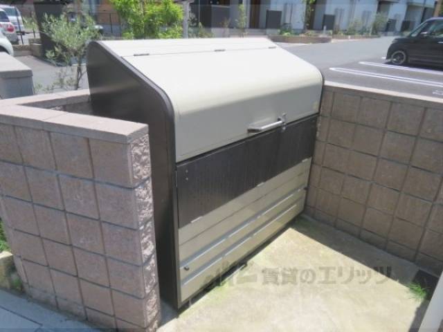 ゴミ置き場