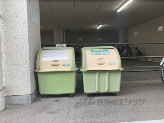 ゴミ置き場