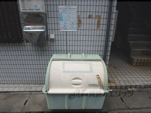 ゴミ置き場
