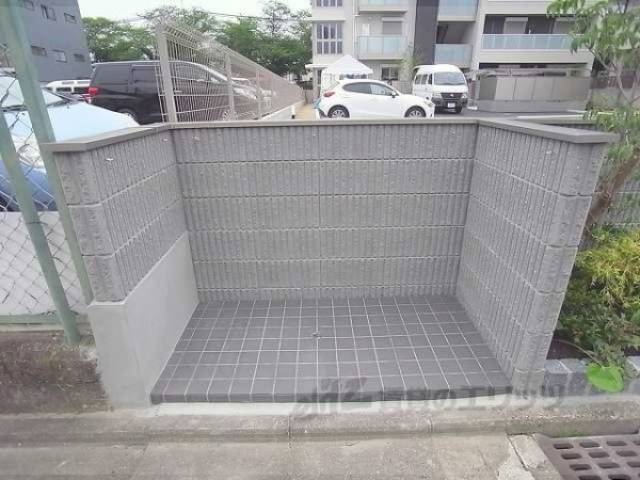 ゴミ置き場