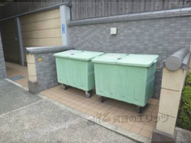 ゴミ置き場