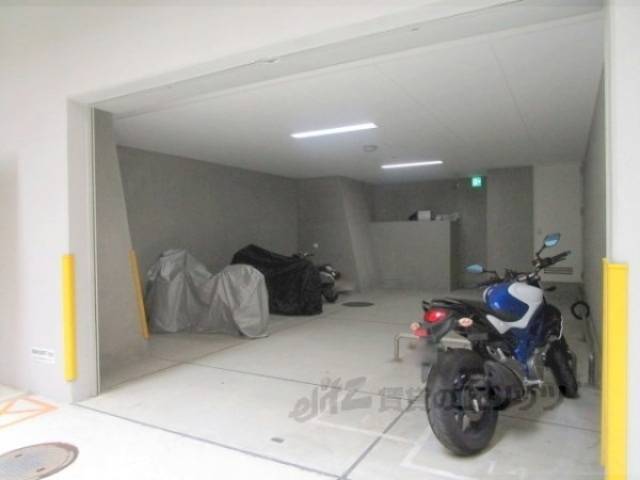 駐輪場　バイク置場