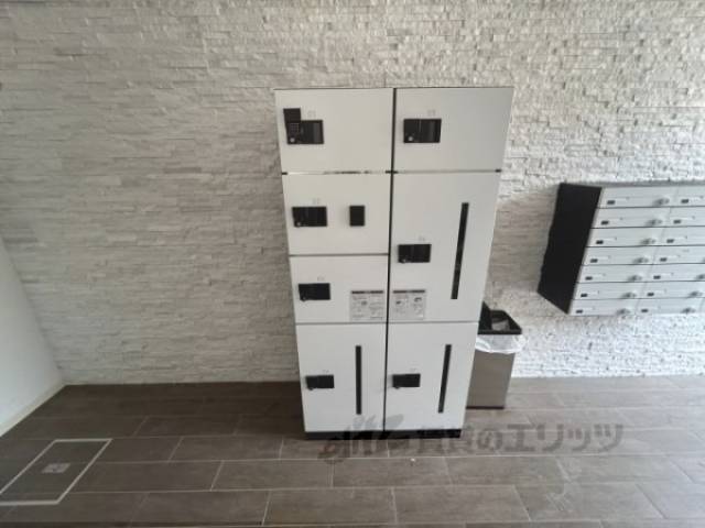 宅配ボックス