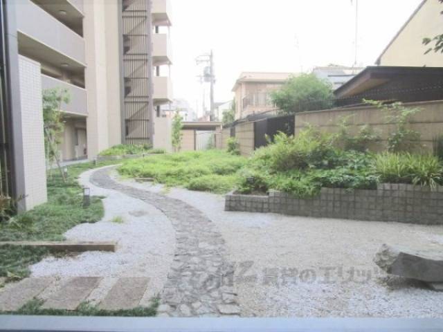 共用庭園