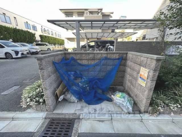 ゴミ置き場