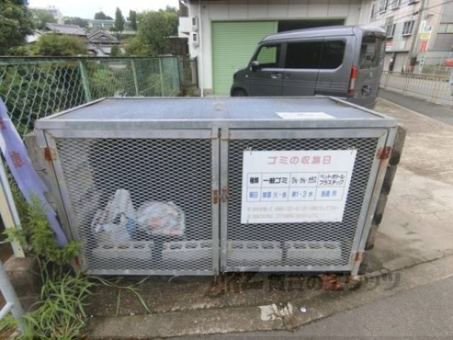 ゴミ置き場