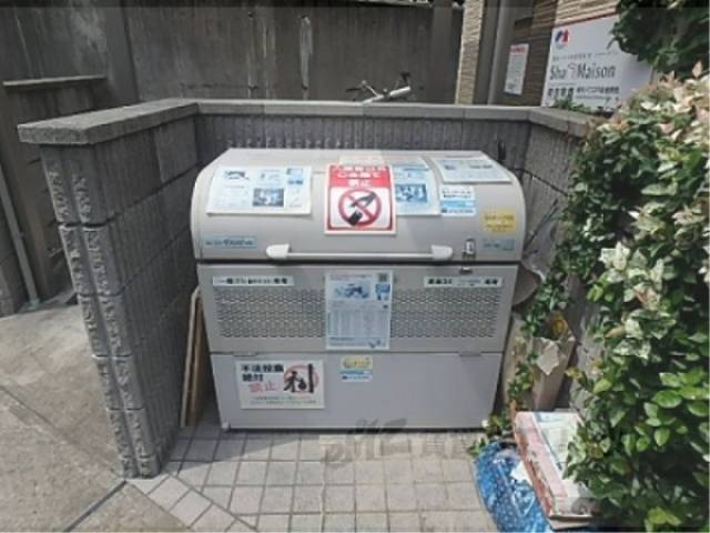 ゴミ置き場