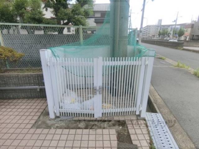 ゴミ置き場