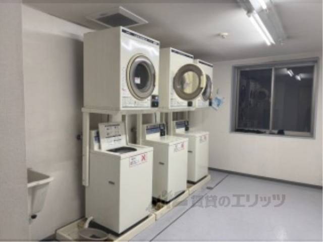 コインランドリー