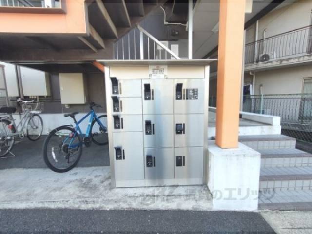 宅配ボックス
