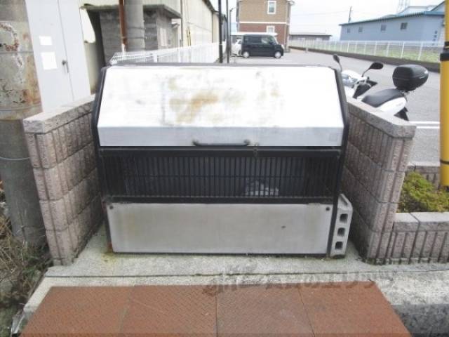 ゴミ置き場