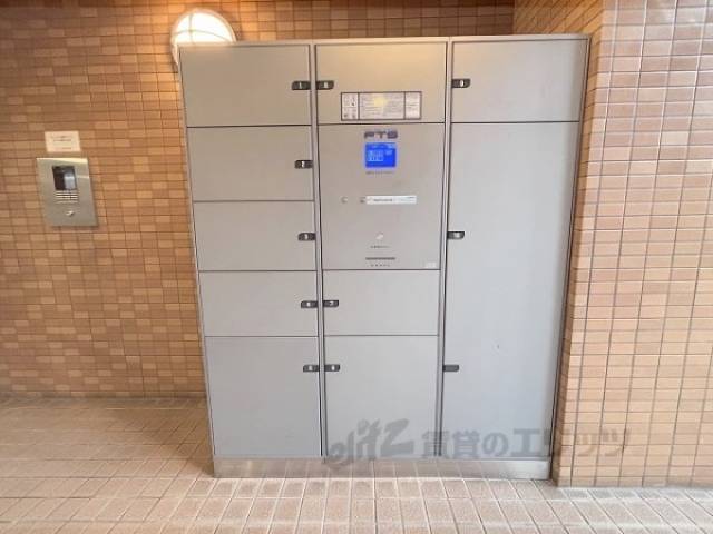 宅配ボックス