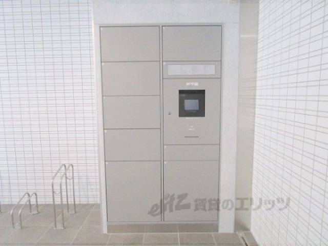 宅配ボックス