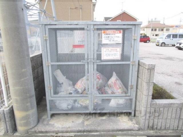 ゴミ置き場