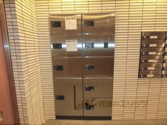 宅配ボックス