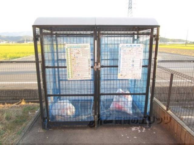 ゴミ置き場