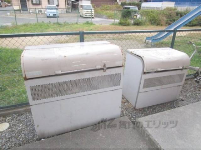 ゴミ置き場