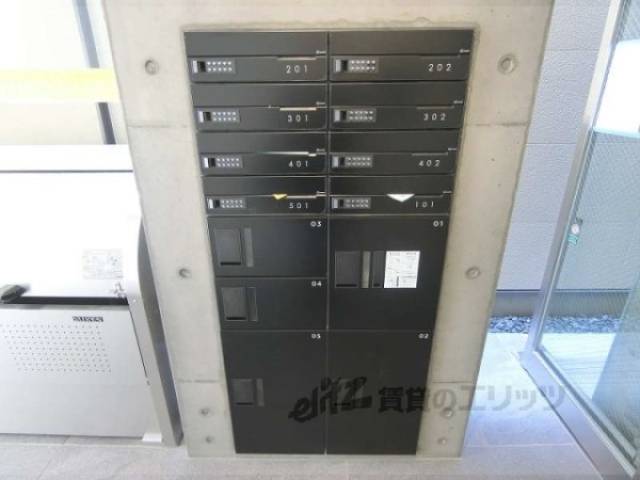 宅配ボックス