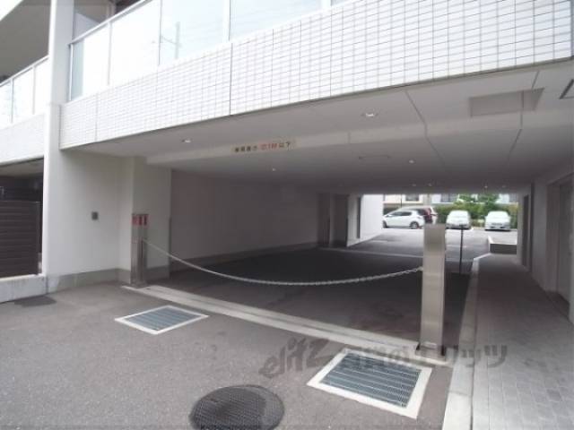 駐車場　チェーンゲート