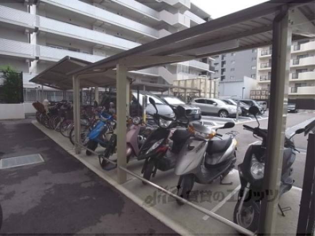 駐輪場　バイク置き場