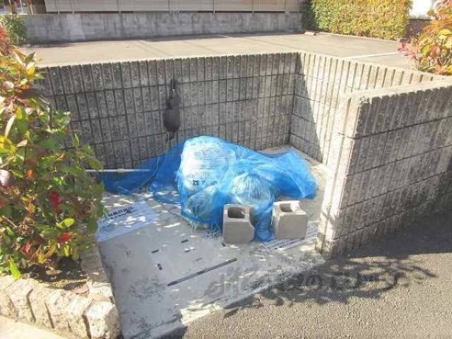 ゴミ置き場