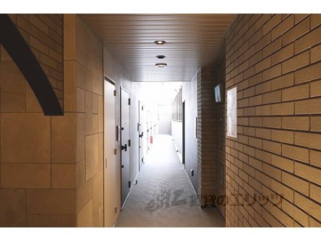 通路　1階