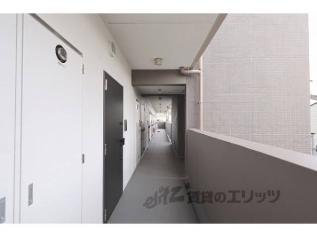 通路　2階