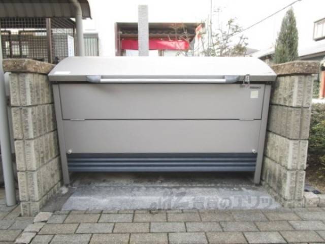 ゴミ置き場