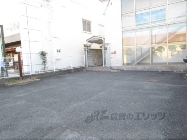 駐輪場　バイク置き場