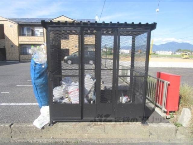 ゴミ置き場
