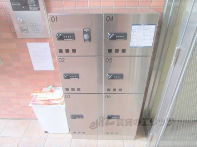 宅配ボックス