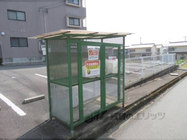 ゴミ置き場