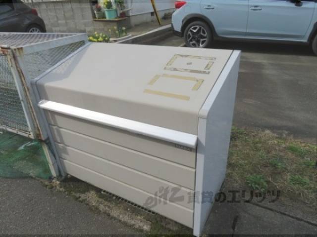 ゴミ置き場