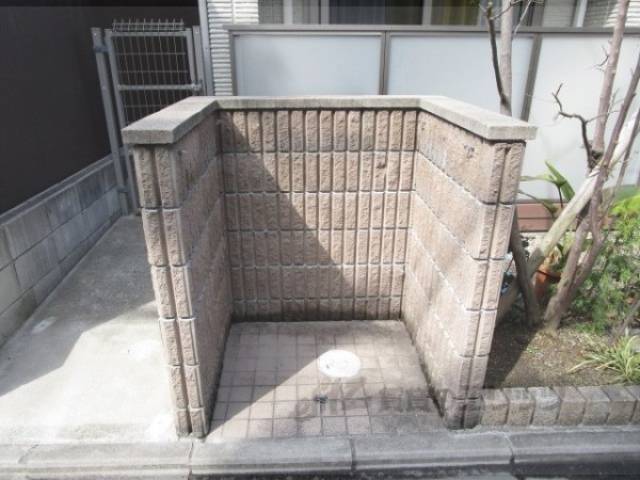 ゴミ置き場