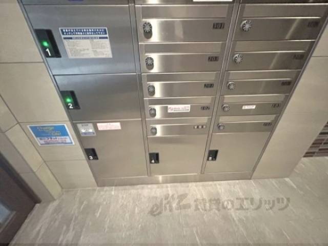 宅配ボックス