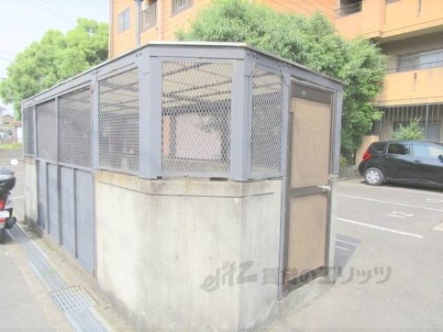 ゴミ置き場