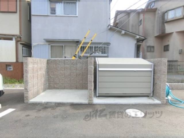 ゴミ置き場