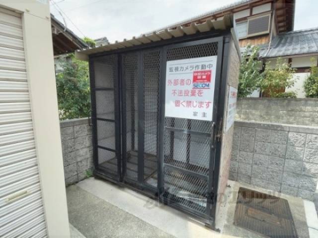 ゴミ置き場