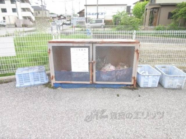 ゴミ置き場