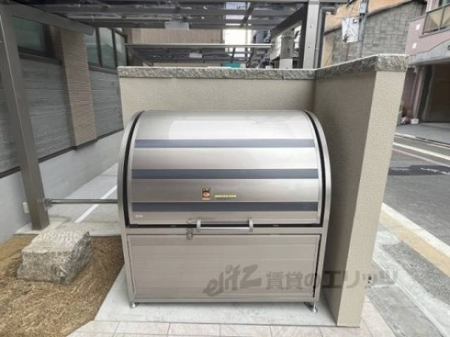 ゴミ置き場