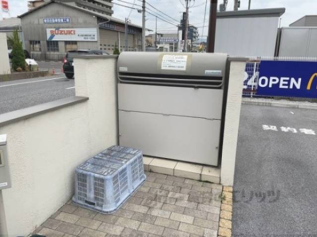 ゴミ置き場