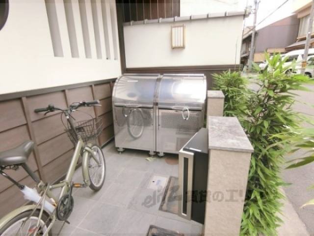 ゴミ置き場