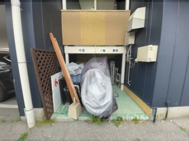 駐輪場　バイク置き場