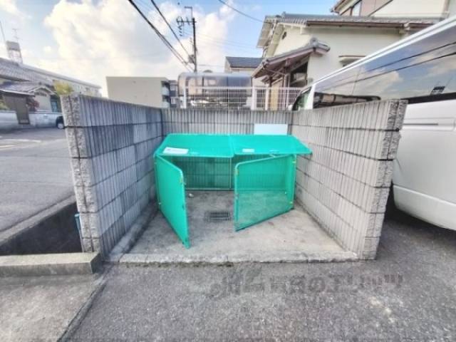 ゴミ置き場