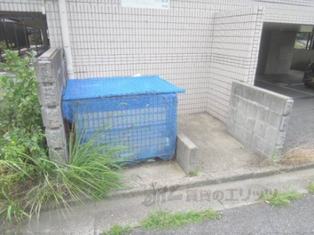 ゴミ置き場