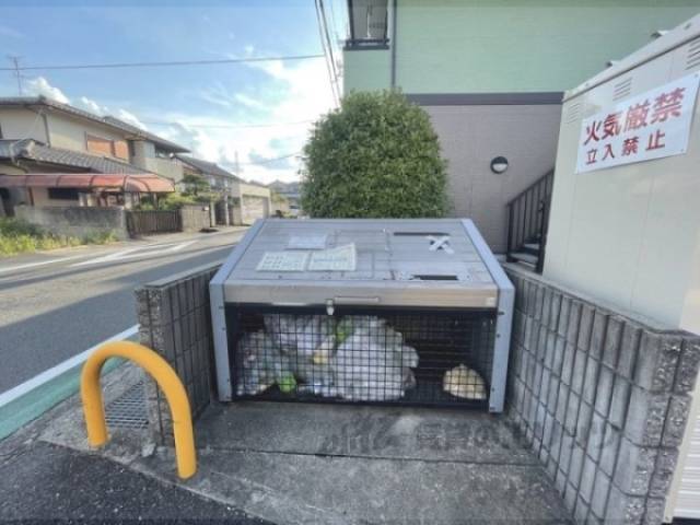 ゴミ置き場