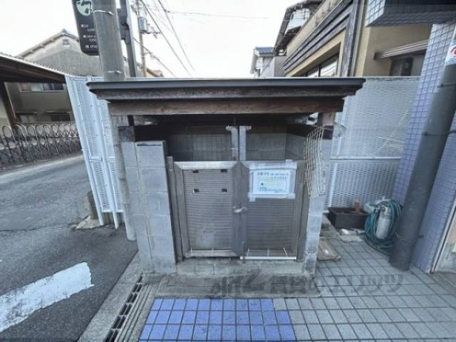 ゴミ置き場