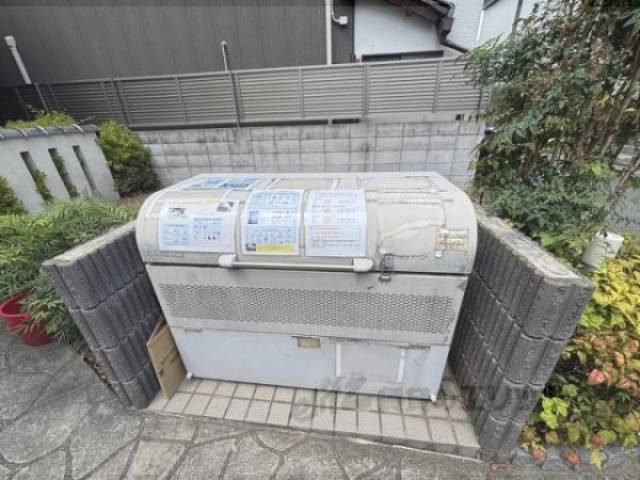 ゴミ置き場
