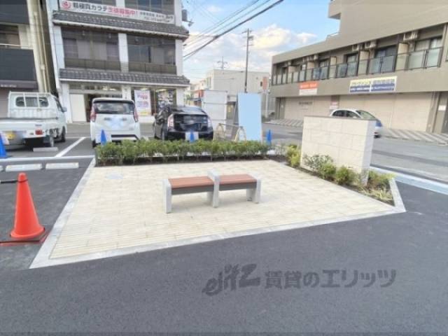 ベンチ
