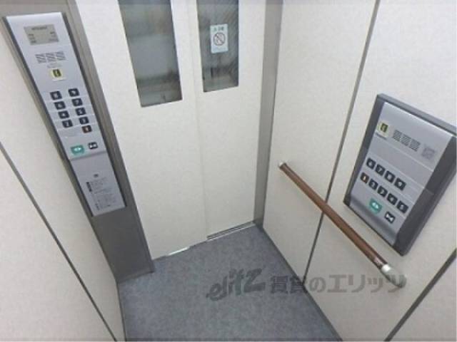 エレベーター